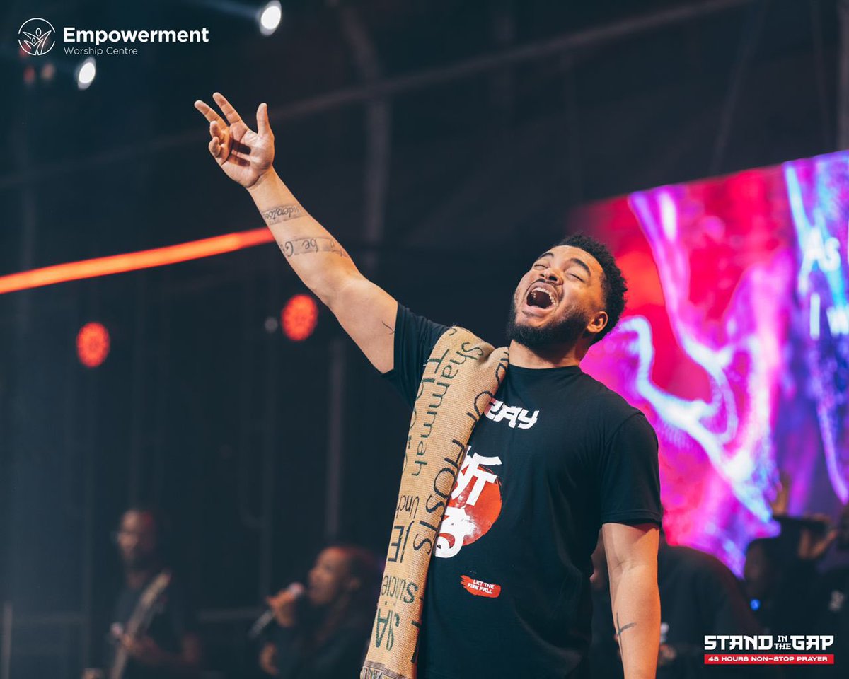 ewccomm25campus's tweet photo. Victory is HERE
——
#STAND48
#ExtraOil https://t.co/A0pqTx3kzU