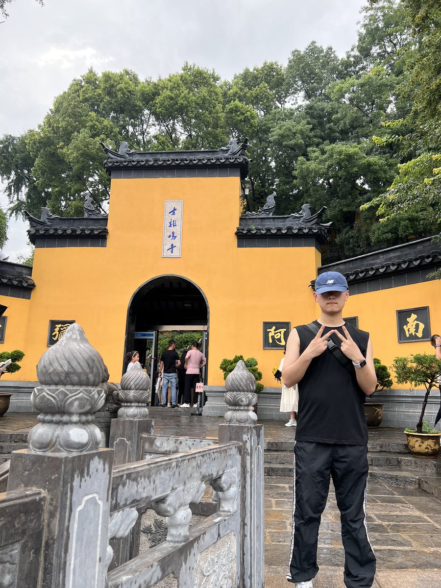 PokeArrow's tweet photo. Jiming Temple https://t.co/cUgo9p2UhM