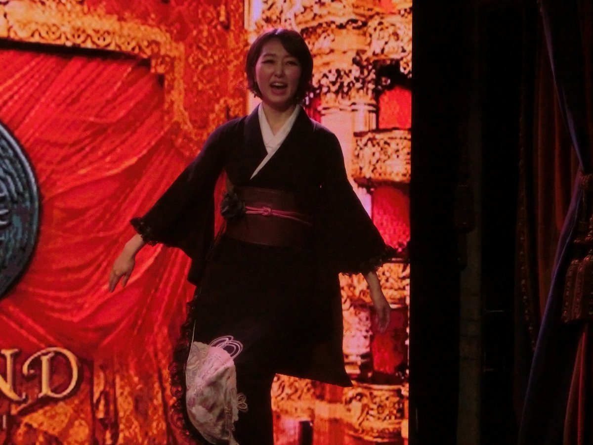 yoyokade's tweet photo. 六本木オズマンド 2023.7.8 izumaさん
先月はこちらでの出演が無くてお会いできませんでしたが、今月はまたたっぷりと元気一杯のショーを楽しませていただき嬉しいかぎりです。これからも勝手に色々…?と期待しています✨💙💜❤️💚🎩
#izuma
#RoppongiOSMAND
#オズマンド https://t.co/X46KtK4EH5
