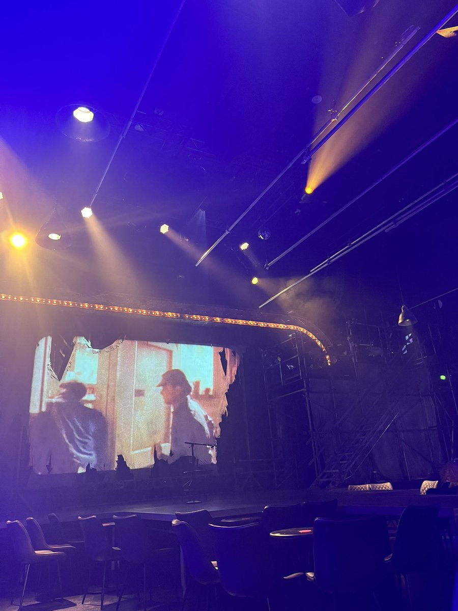 I’m about to see #TarantinoLive (🩸🩸) <a href="/RiversideLondon/">Riverside Studios</a> and big respect to the group of lads dressed in the trademark suits (!!). Lots of Tarantino’s favourites playing on a Grindhouse-inspired screen while we wait for the show starts (with the movie soundtracks of course).