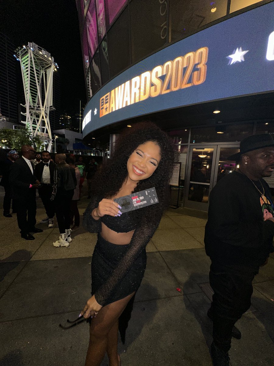 IvoryWardTV's tweet photo. BET Awards 2023 ✨ https://t.co/dhGK60z5z4