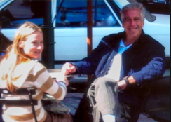 Sara69489308's tweet photo. @nigroeneveld @rick_walstrom @DonaldJTrumpJr Answer questions:
1)👉Are pictures of cocaine and sex with teen on Hunter Biden's laptop?
2)Clinton's photos on island
3) Didn't Clinton testify falsely about sex at work?
4) Didn't Obama's wife call Harvey Weinstein a good friend?🤦‍♀️
5) What happened to the women's against Biden? https://t.co/0q1px68yY6