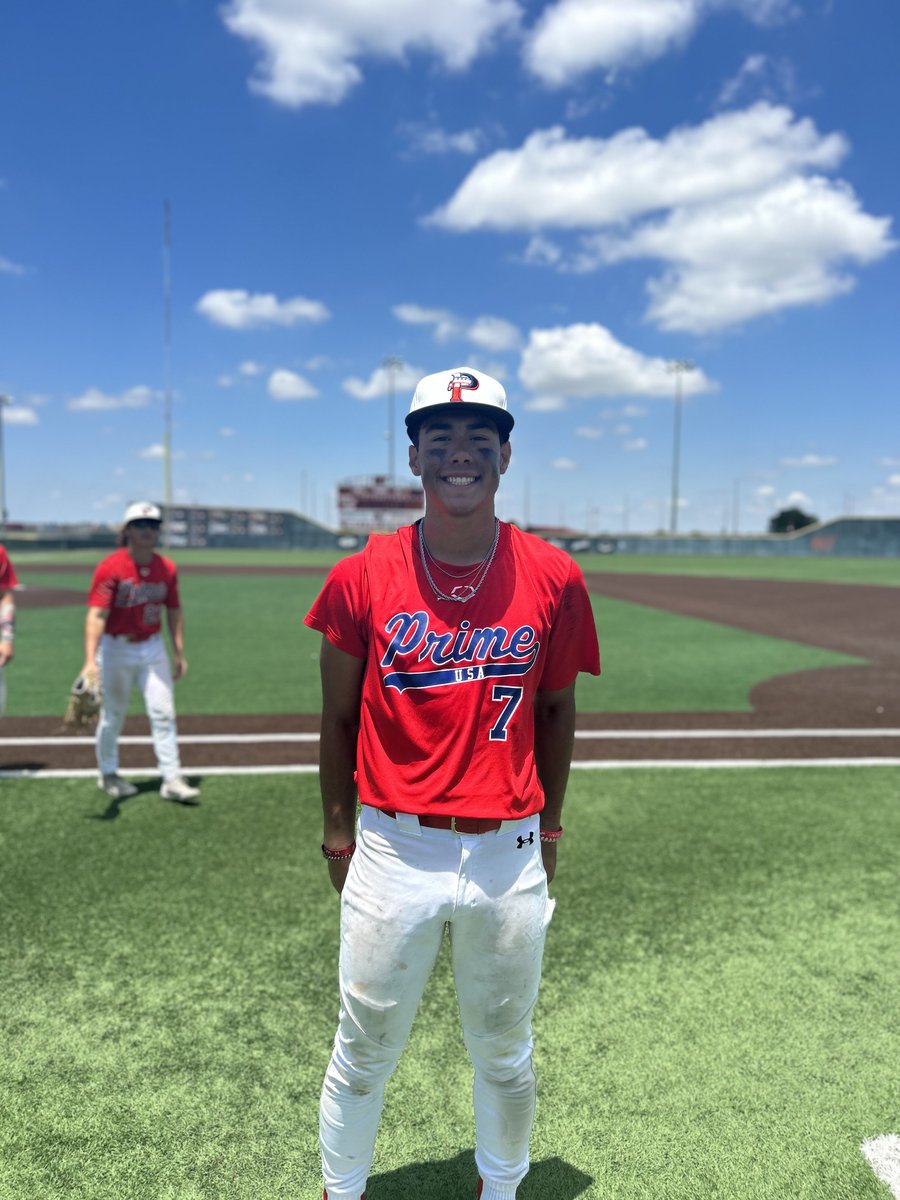 FiveToolTexas's tweet photo. F: @AcesBC22 10, Battle Baseball 5
PoG: @MaxRodr29635690 2-2, 3B, 3R, RBI
Pitcher: @tj20jr 5.2 IP, 6K https://t.co/T0anaadUMD