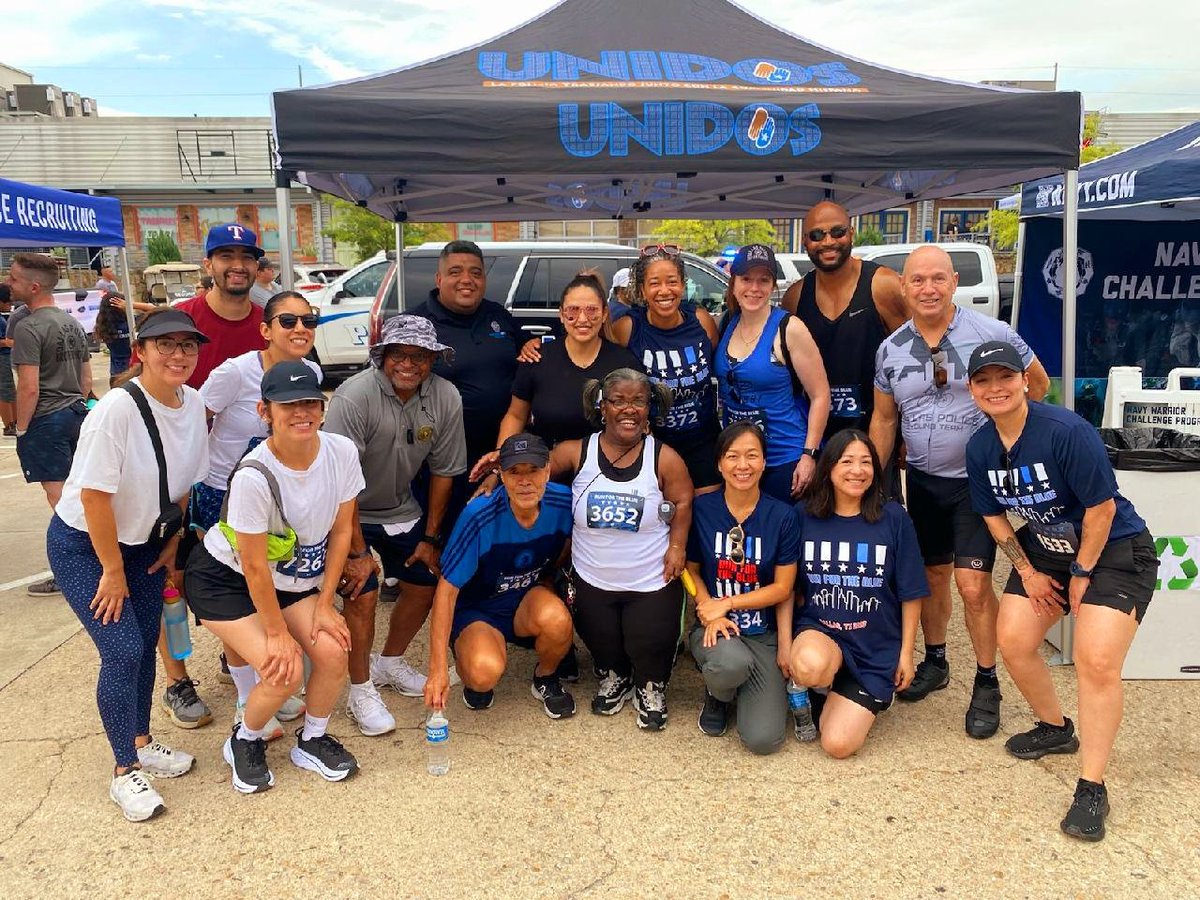 DPDUnidos's tweet photo. RUN FOR THE BLUE 2023 was a great success. Seeing our Police Chief running in full gear was the icing on the cake. 

#blueguardianfoundation #runfortheblue #dallaspdunidos https://t.co/JRbSWLmGW1
