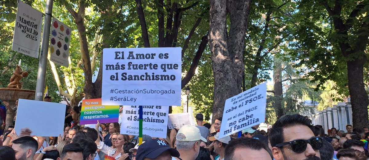 bruylla's tweet photo. #XplicaCampaña Las familias x #Gestaciónsubrogada no vamos a perdonar el discurso d odio y la criminalizacion hacía nosotros x parte del @Psoe d @sanchezcastejon durante éstos 4 años. Llegó la hora el #23DeJulio d castigarles. #Fuera #Hipócritas.
La #Gestaciónsubrogada #SeráLey https://t.co/j8MFQ5eYAC