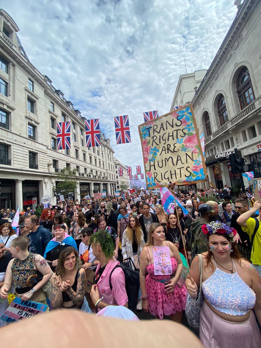 Tania_Amsel's tweet photo. Always an ally! 
I am so glad I could be there, what an inclusive supportive atmosphere 🏳️‍⚧️🏳️‍🌈🏳️‍⚧️
 #TransPride #ProtectTransKids #TransRightsAreHumanRights https://t.co/XeXz13ymqJ