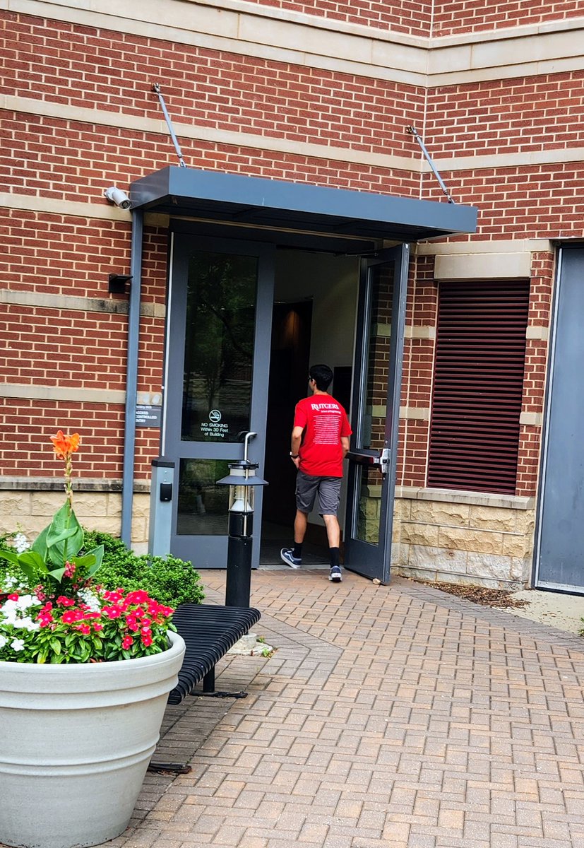 Dilnaz76's tweet photo. Off he goes!!! His home for the next 3 weeks. Farhaan, enjoy your Governor's School of Engineering and Technology. Make lots of friends, create wonderful memories, and make the best of this excellent opportunity ❤️ lots of love and best wishes ❤️ https://t.co/YgrpjDD7Im
