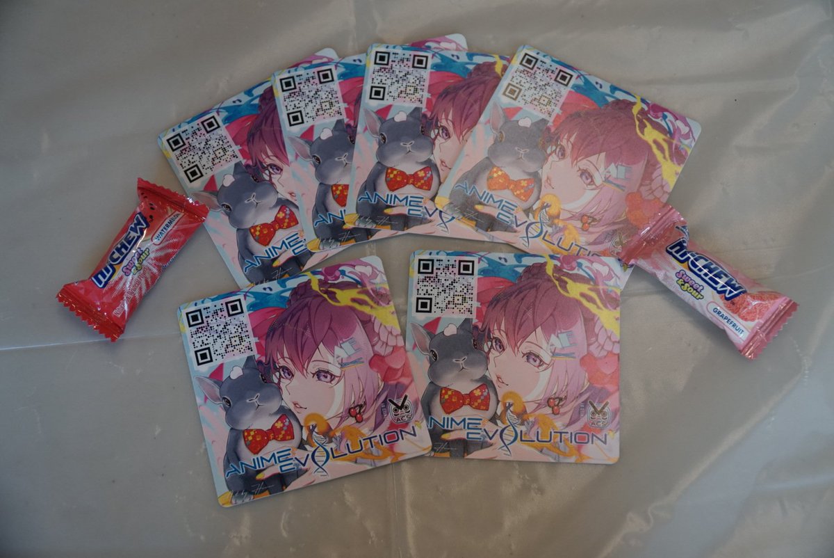animeevolution's tweet photo. Come see us at @minicomi for stickers and try your luck at The Crane by @KaruCrafts ! https://t.co/WPaSEnt9E7
