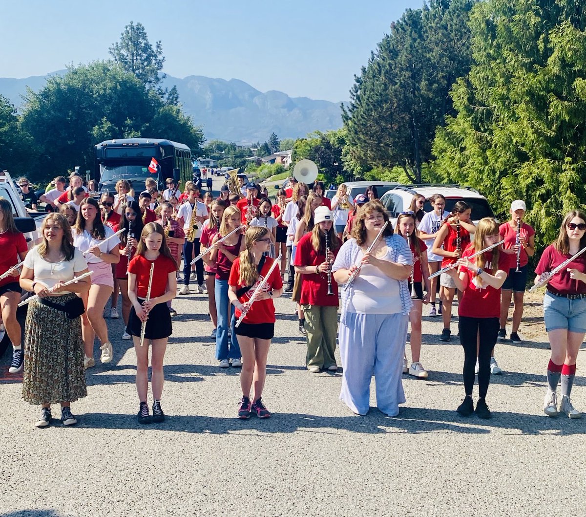 Way to go to the CNB &amp; GMS Westside Marching band! Taking a ribbon for their Westside Daze performance 🎶 🎼 🎵 ⁦<a href="/SD23News/">Central Okanagan Public Schools</a>⁩