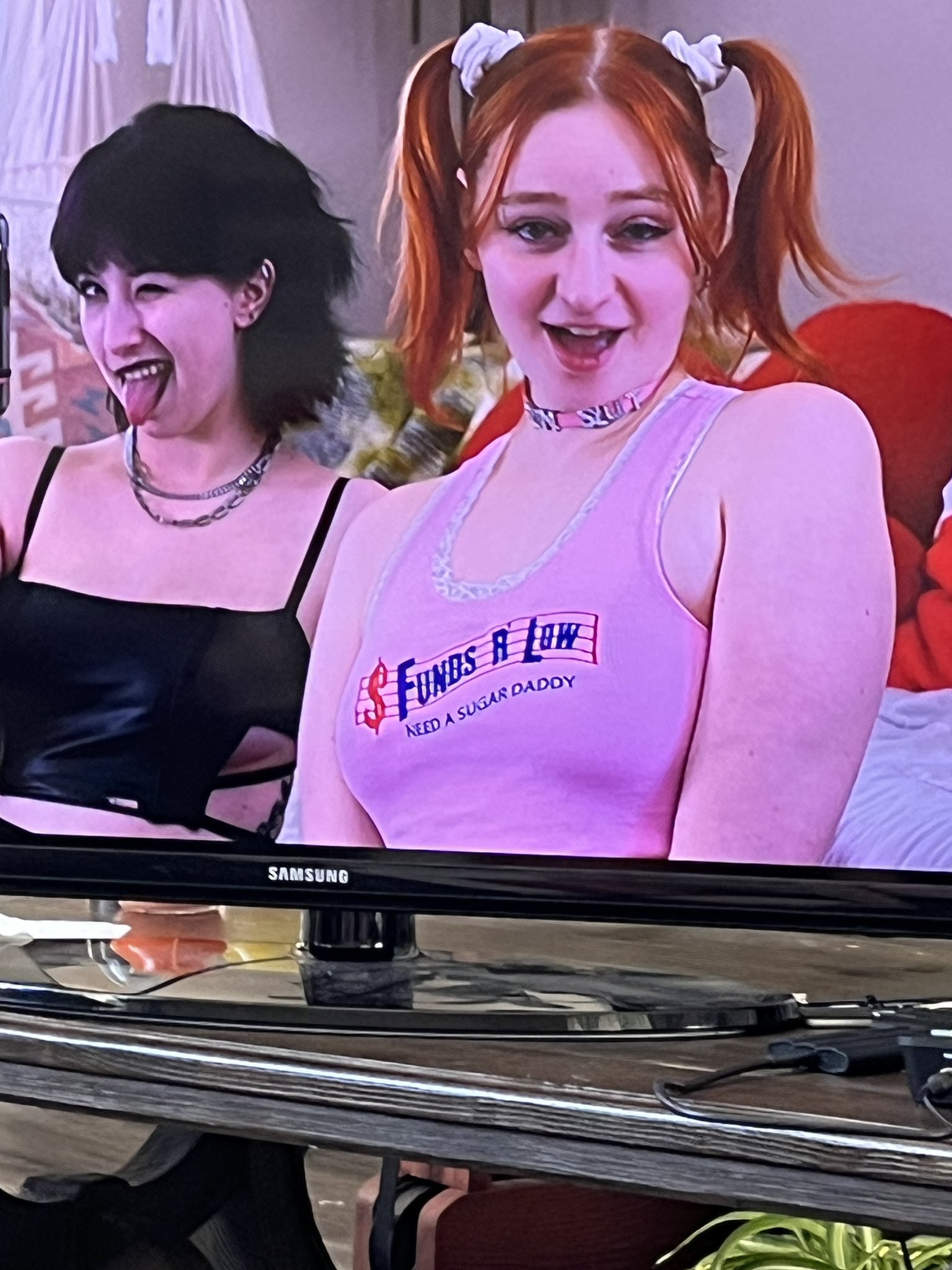 Violet Winter 💜🦇⚰️ on Twitter: "streaming now on https://t.co/UMspgsiK3L with Delilah Cass