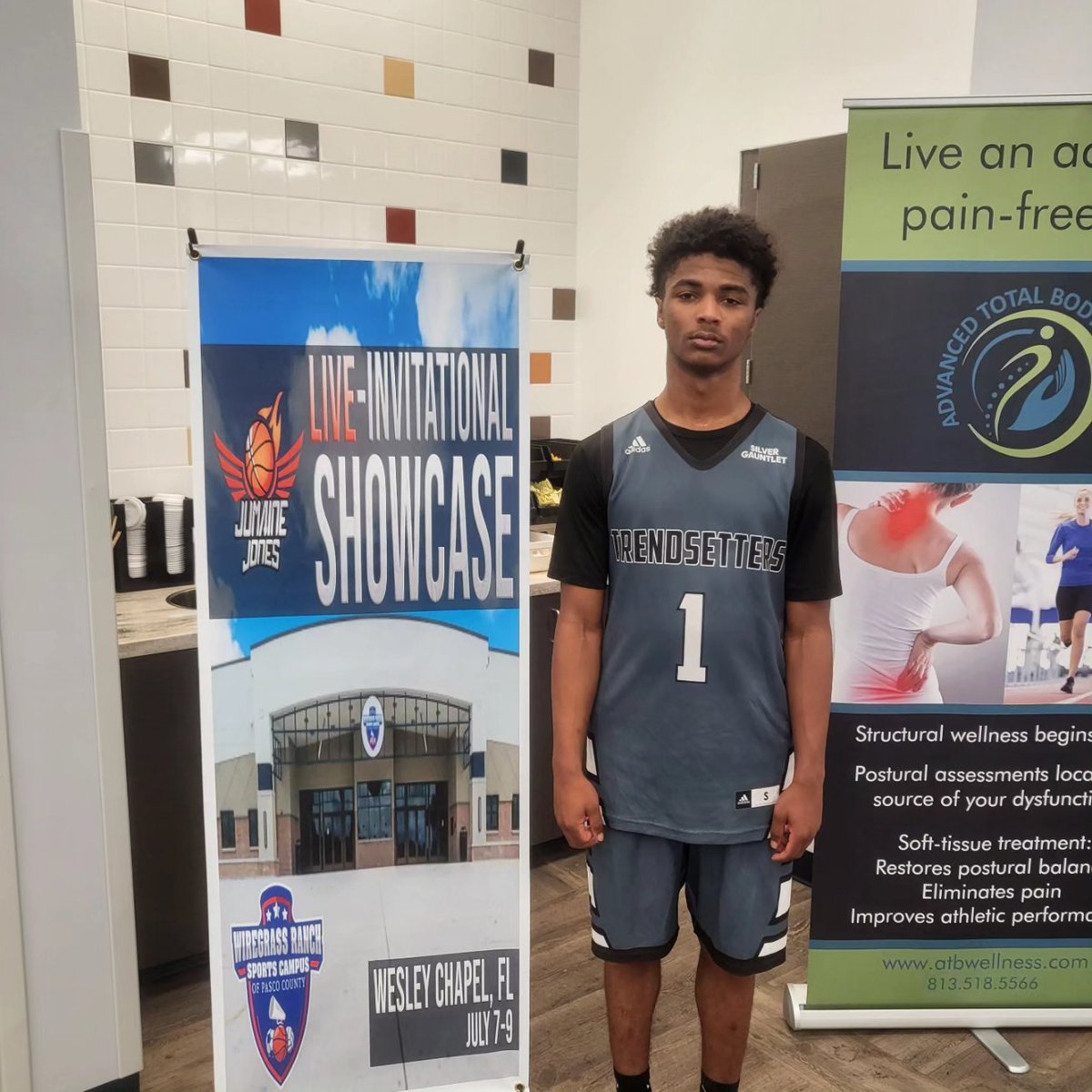 Trendsetters 17u get out sized in 2nd game, loses 52-45 vs Born to Win. 

#1 Taison Mathis 16pts 4asst

Next game Sunday 9am.