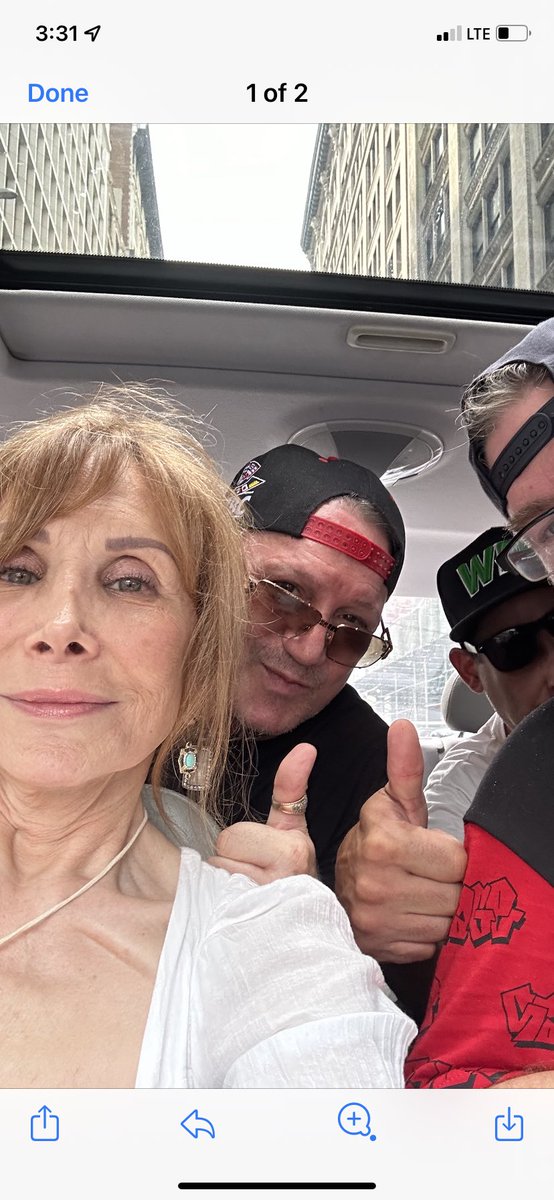 ZENAPRCHAMP's tweet photo. Live #NYC #Gleasons gym charity ,,,,  #Queen @jilldiamondWBC @wbccares #WbcCares and the champ 5X car selfie. Booom @wbcmoro  ❤️🥊🥊🌎 ,,,,,  #art #WBC media and more head out if your in #NEWYork @GleasonsGym 😎😝 #Charity #Boxing #inspiration #SaturdayVibes ❤️@5XPAZ #Paz https://t.co/YOT7pqjvwx