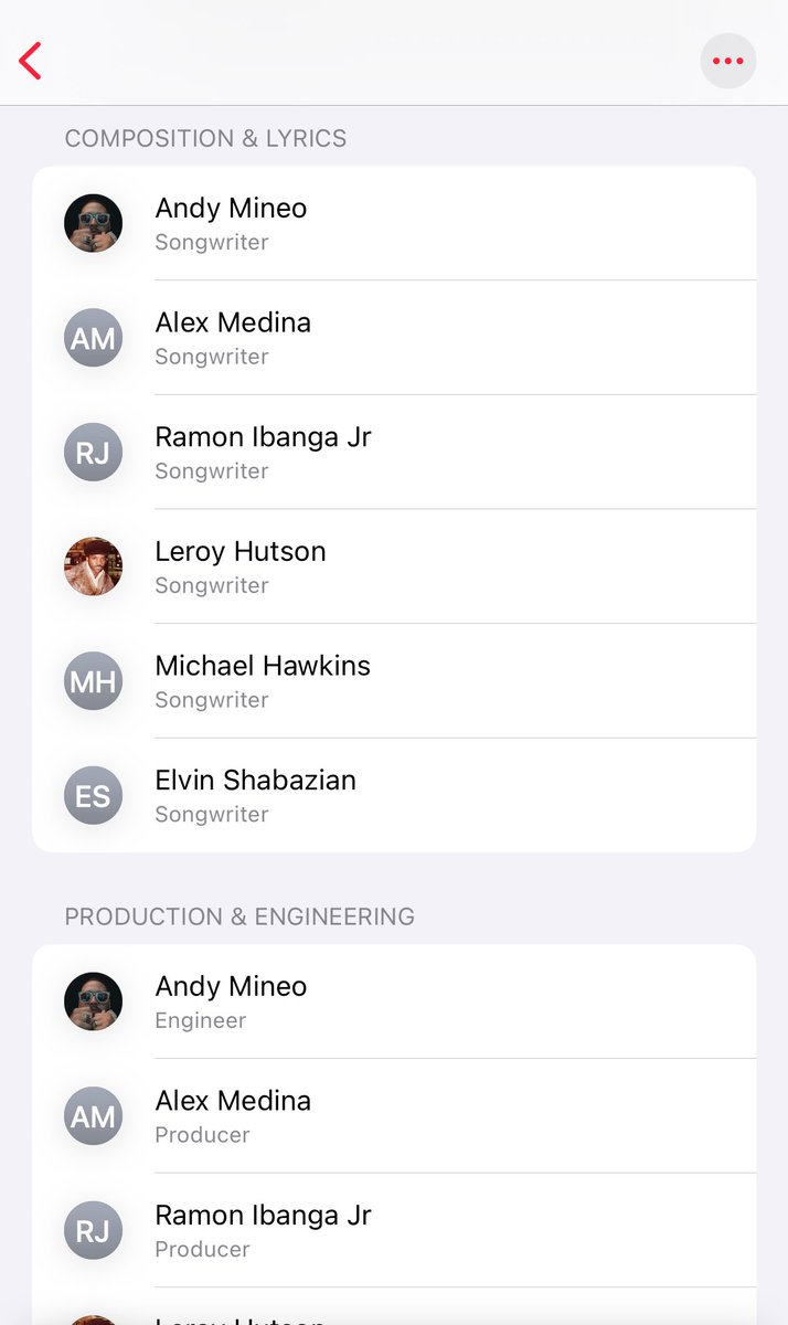 mrmedina's tweet image. Apple Music on iOS 17 will show song credits 👀