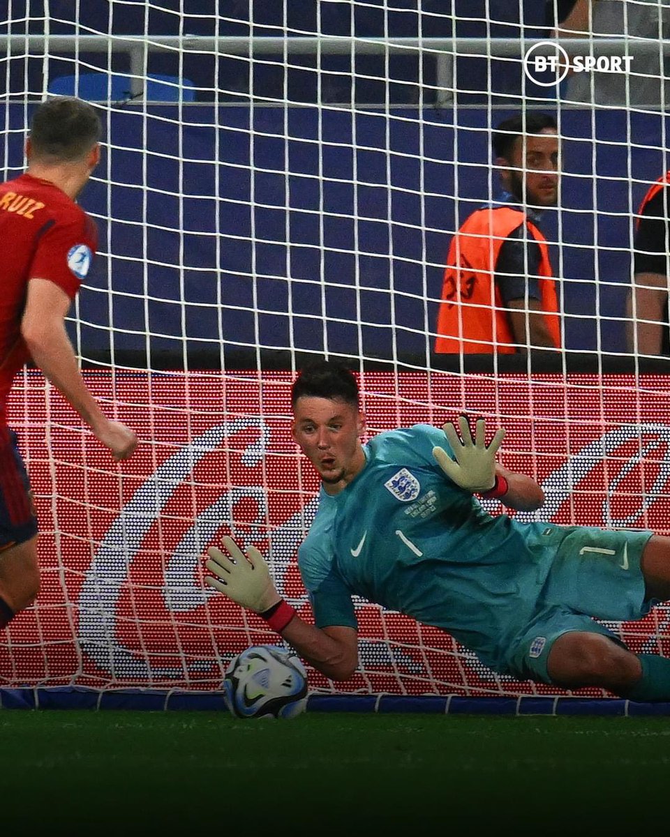 colinscott_808's tweet photo. @Jamestrafford6 Class @Jamestrafford6 🧤⚽️ https://t.co/lRydFB9yWU