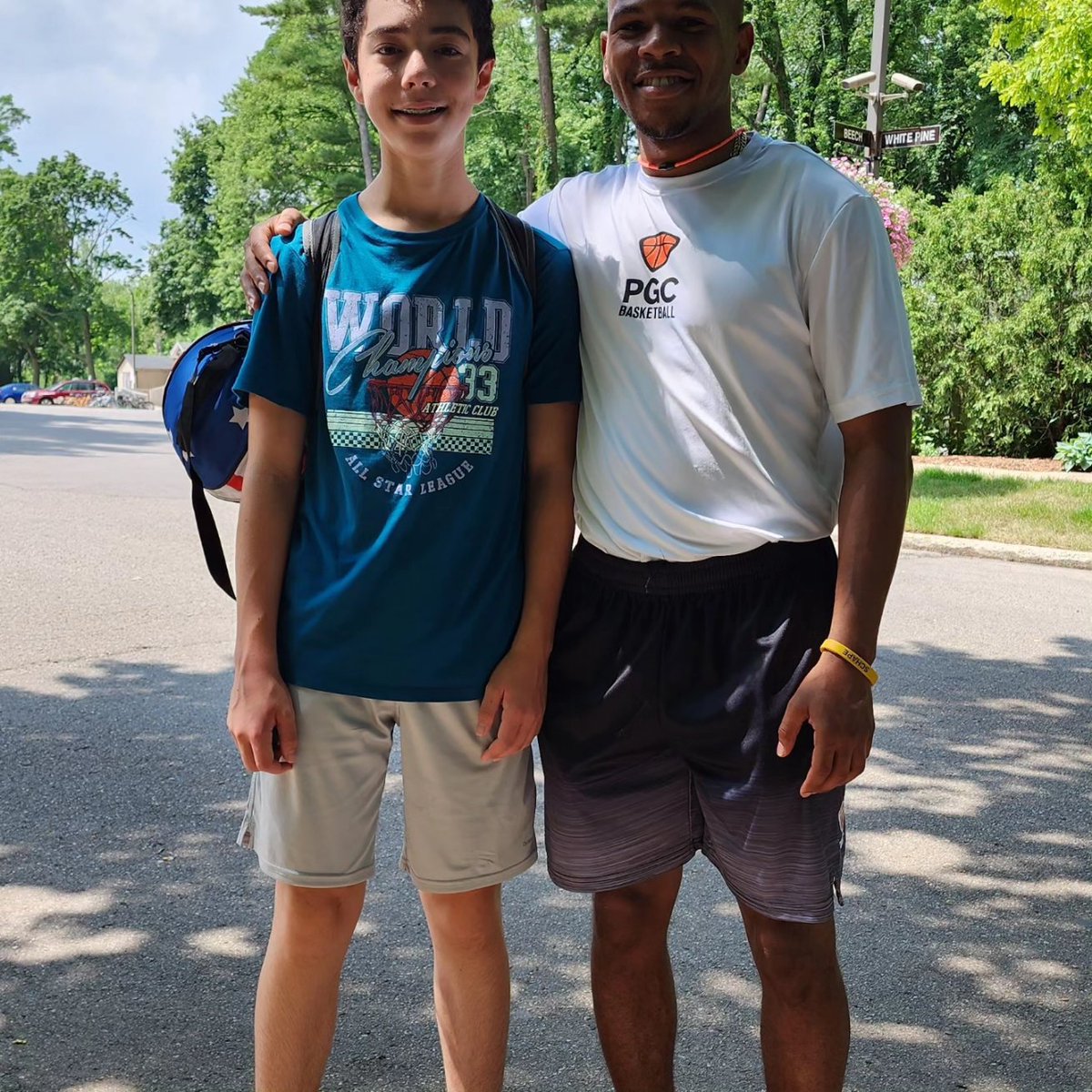 JLueStayTrue3's tweet photo. It was an awesome week to work at the @PGCbasketball Scoring College this week. I had a fun set of guys that I was able to coach up and spend time with. I appreciate @PGCbasketball for giving me this opportunity. #SCHAPE #StayTrue3 https://t.co/NTNKWod1QW