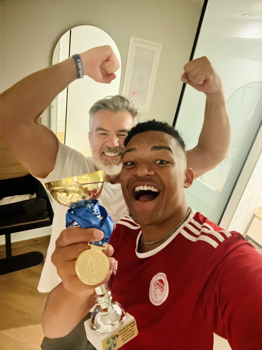 Emmanuel Karalis tweet media