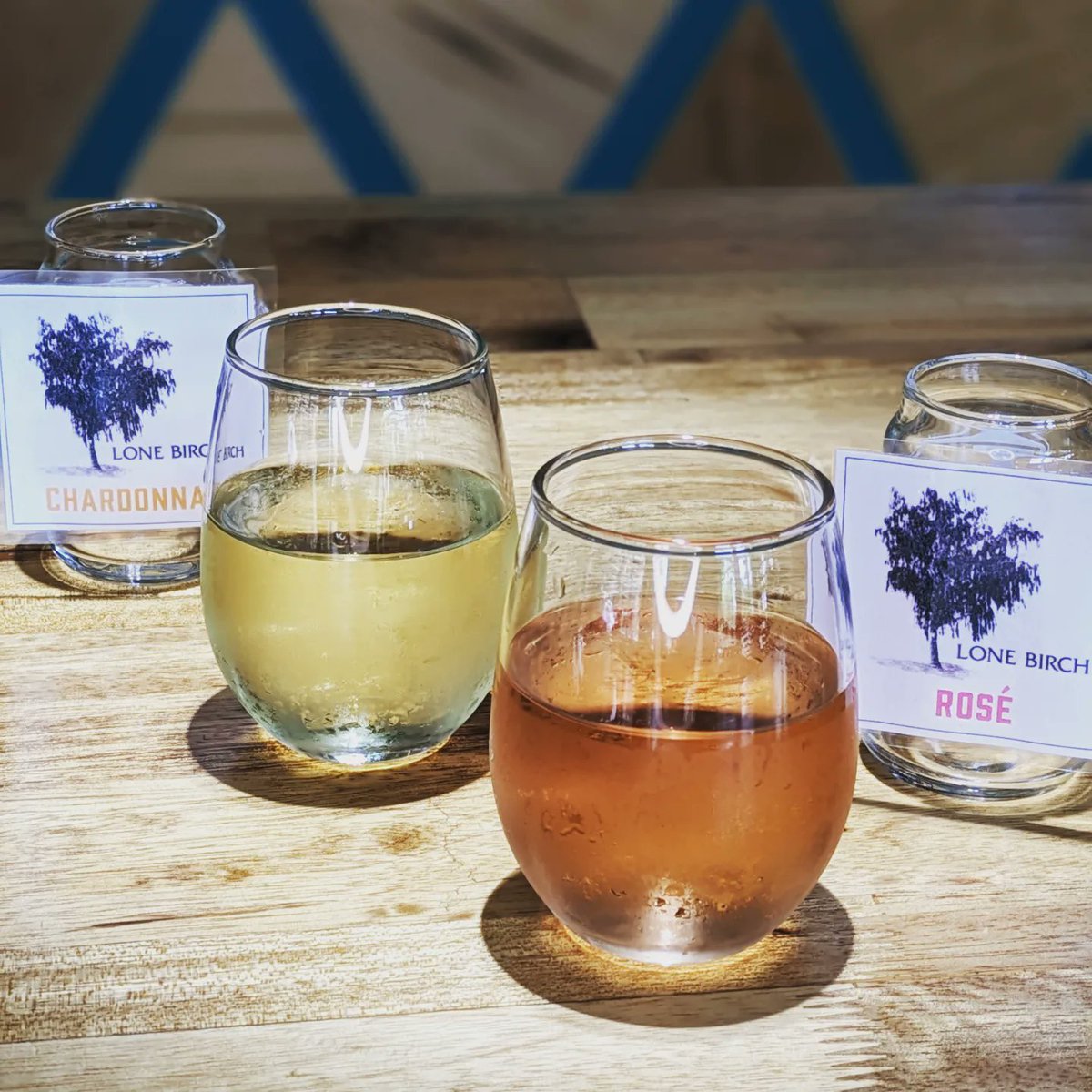 Now serving wine on tap!! 🍷 Starting today we are serving Lone Birch Winery Rosé &amp; Chardonnay! 😍 Enjoy the floral strawberry 🍓 &amp; raspberry notes of the rosé or the honeysuckle, melon, &amp; pear 🍐 notes of the chardonnay! 🔥 Red wine also coming soon! 👍  

#loganbeer