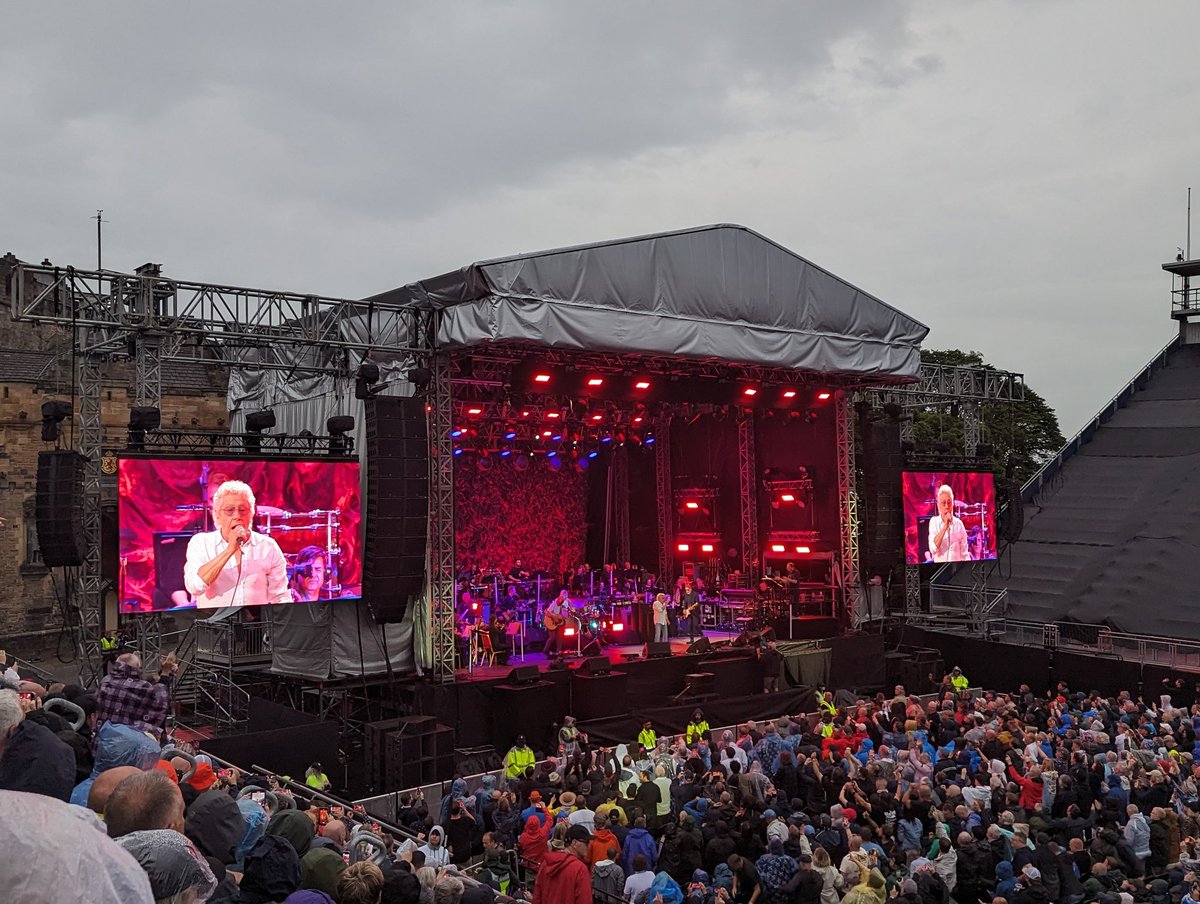 How do you think he does it? I don't know
What makes him so good?
<a href="/TheWho/">The Who</a>