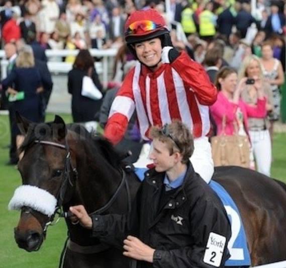 Catriona Bissett tweet media