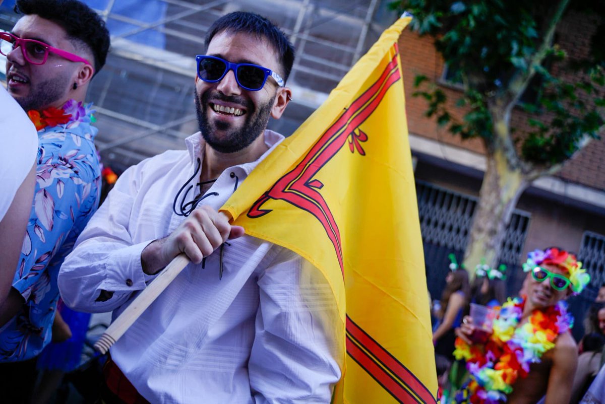 AytoColmenar's tweet photo. 📸 #CarnavalVerano 2023

Recuerda ‼️

✅ En la Plaza de la Constitución el desfile se divide en dos ambientes:

📍Plaza del Pueblo
🤗Fiesta familiar e infantil

📍Recinto Ferial
🥳 Fiesta juvenil y adultos 

🎭 CARNAVAL, CARNAVAL…
🎶 CARNAVAL TE QUIERO !!!!! https://t.co/bHvqjvh1k6