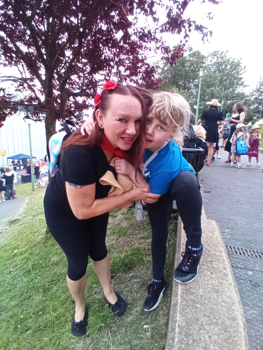 #Parkfest #Folkestonemuisc 2023 
Love singing in #Showtimechoir, not sure if I will bring this little Bear to the next event though = Distraction xoxo