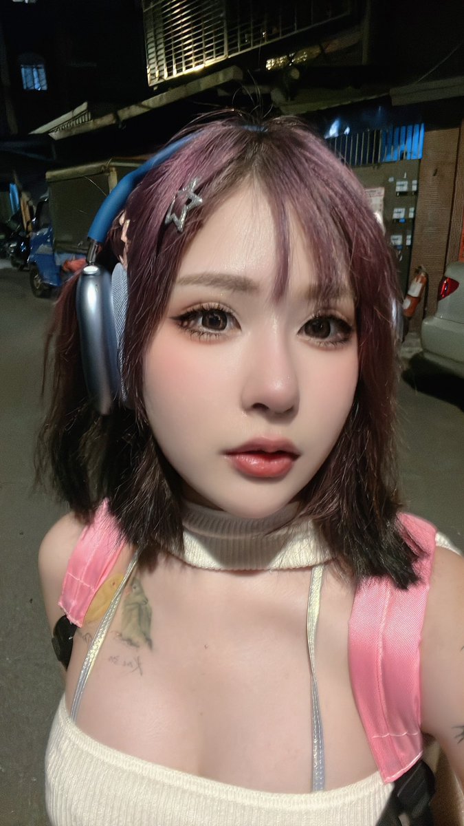 好ㄎㄧㄤ的表情 https://t.co/EFBiT0bZUT
