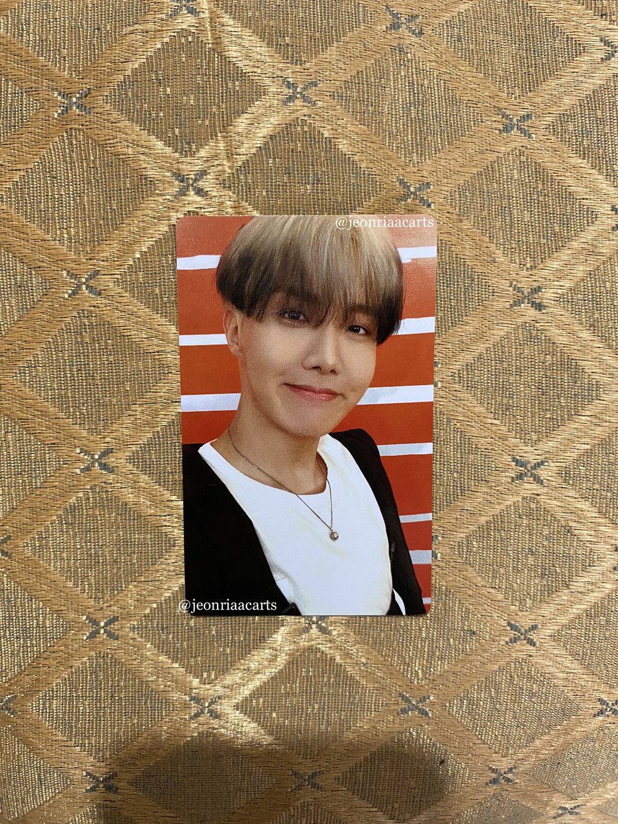 jeonriaacarts's tweet photo. ꒰ wts lfb ph ꒱

— bts butter pob ld hobi —

ꔣ ₱ 600 ( ! negotiable ! )
ꔣ dop : payo
ꔣ condition : 10/10
ꔣ location : cam sur !

𓂋 reply / dm if interested ! ☻
🏷 bts butter pob pc ld hoseok j-hope https://t.co/aejTUM3OuG