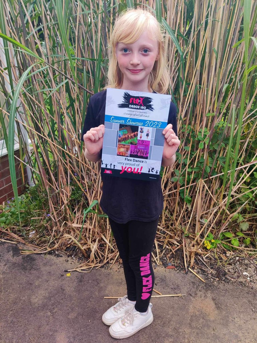Saturday shoutout 

🌟 Ria Carroll 🌟

Ria has been part of the Flex dance company since October 22 &amp; today danced her socks off as part of a Matilda musical themed summer showcase! She was absolutely amazing &amp; smiled the whole way through.

Well done Ria! Next stop, broadway! 💃
