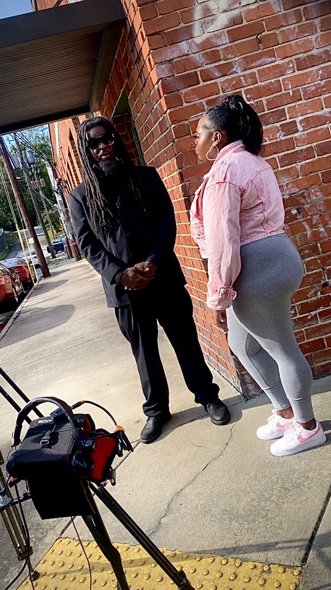 MSMEKMHB's tweet photo. Don’t call me Mona call me “Ma Barker” landed a new role on ATLANTAS UGLY 2.0 season 8 Finale
It’s “Black Royal Family” ALL DAY!!
@jamalgravywoolard @50cent  @Power_STARZ
#atlantafilm  #atlmovie  #filming    #msmekmhb #actress  #entertainer #tubi #hbo  #showtime  #starz https://t.co/fPZgh7BM4A