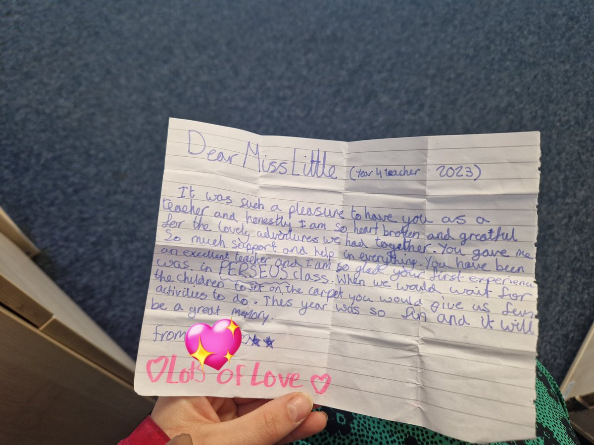 MissLittleTeach's tweet photo. Moving to a new school in January was pretty daunting but it really was the best decision I've ever made. Received this note this week from a girl in my class which just confirmed how I feel 💖 I still adore my job. https://t.co/RbYQHwb6HF