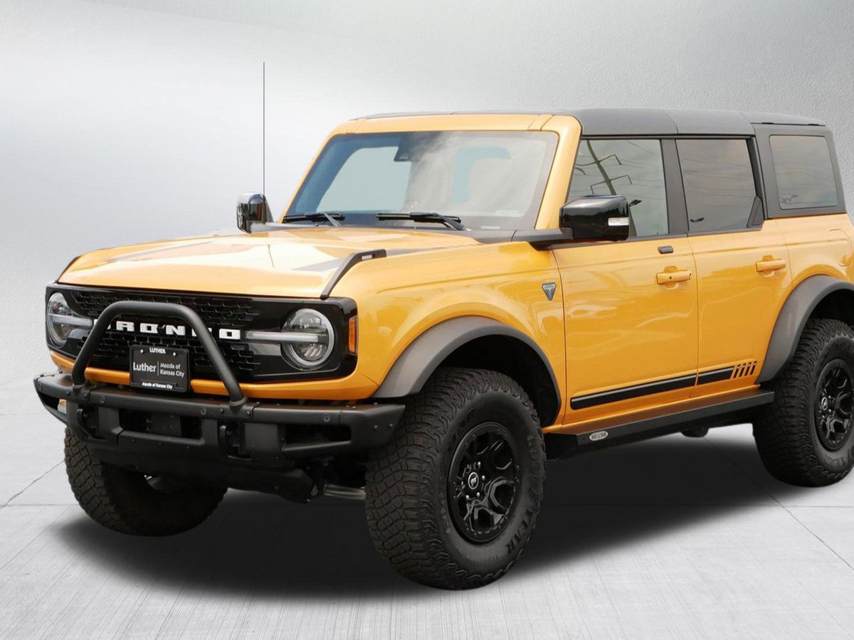 LutherMazdaKC's tweet photo. Saddle up, partner! 🤠 This trusty Bronco will have you ridin' into the sunset, where you can roam the open range. 🐎 https://t.co/6AcMXDc0SK https://t.co/75ISPURCW3