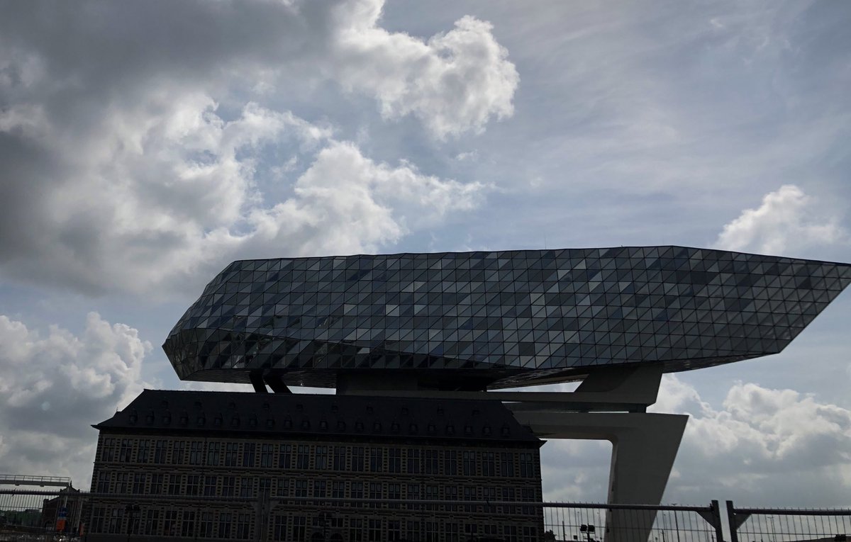 The port of <a href="/PortofAntBruges/">Port of Antwerp-Bruges</a> is one of the key gateways for worldwide trade as largest export port in Europe and significant for 🇦🇹 businesses: very interesting visit with <a href="/MarianaKuehnel/">Mariana MK</a> <a href="/wko_aw/">WKÖ AUSSENWIRTSCHAFT</a> &amp; <a href="/EMoehlig/">Edwin Moehlig</a>