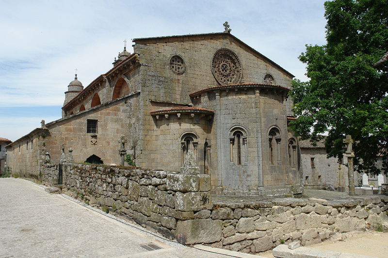 magago's tweet photo. Un dos espazos sagrados máis interesantes para comprender as relacións entre espazos de memoria da Idade do Ferro e o cristianismo en Galicia é sen dúbida Santa Mariña de Augas Santas. 

Hoxe quero que vexas algo moi interesante e pouco coñecido. 👇 https://t.co/wVqEtY5vMb