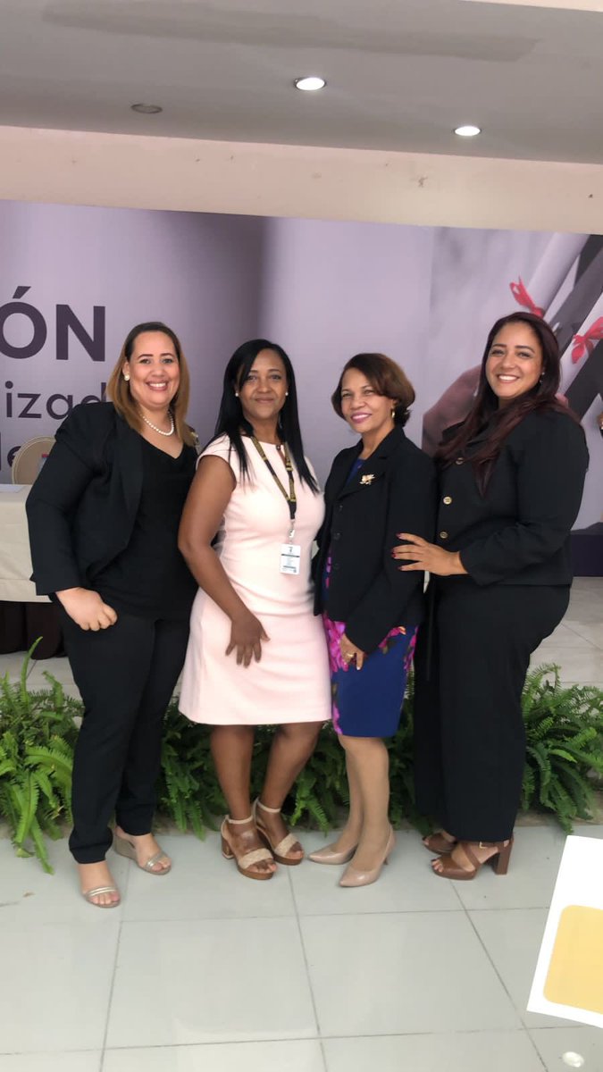Gaudys29's tweet photo. @juntacentral Graduación del Diplomado Especializado en Administración Electoral 🥰 https://t.co/PvgKhGnJKj