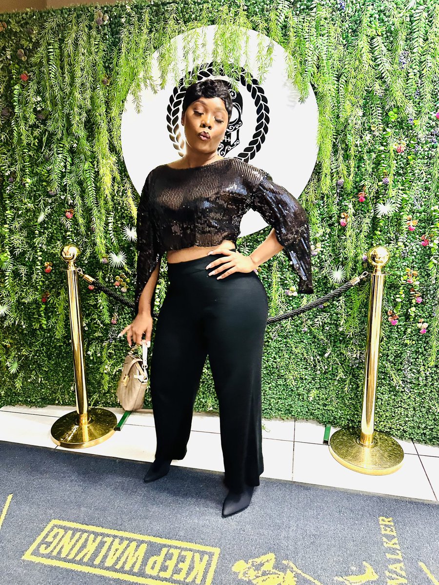 Nomonde_Radebe's tweet photo. Tonight i am at Cartel Bar Lounge… 👊🏾 #IAmYourHost… https://t.co/YkaI04z1Nn