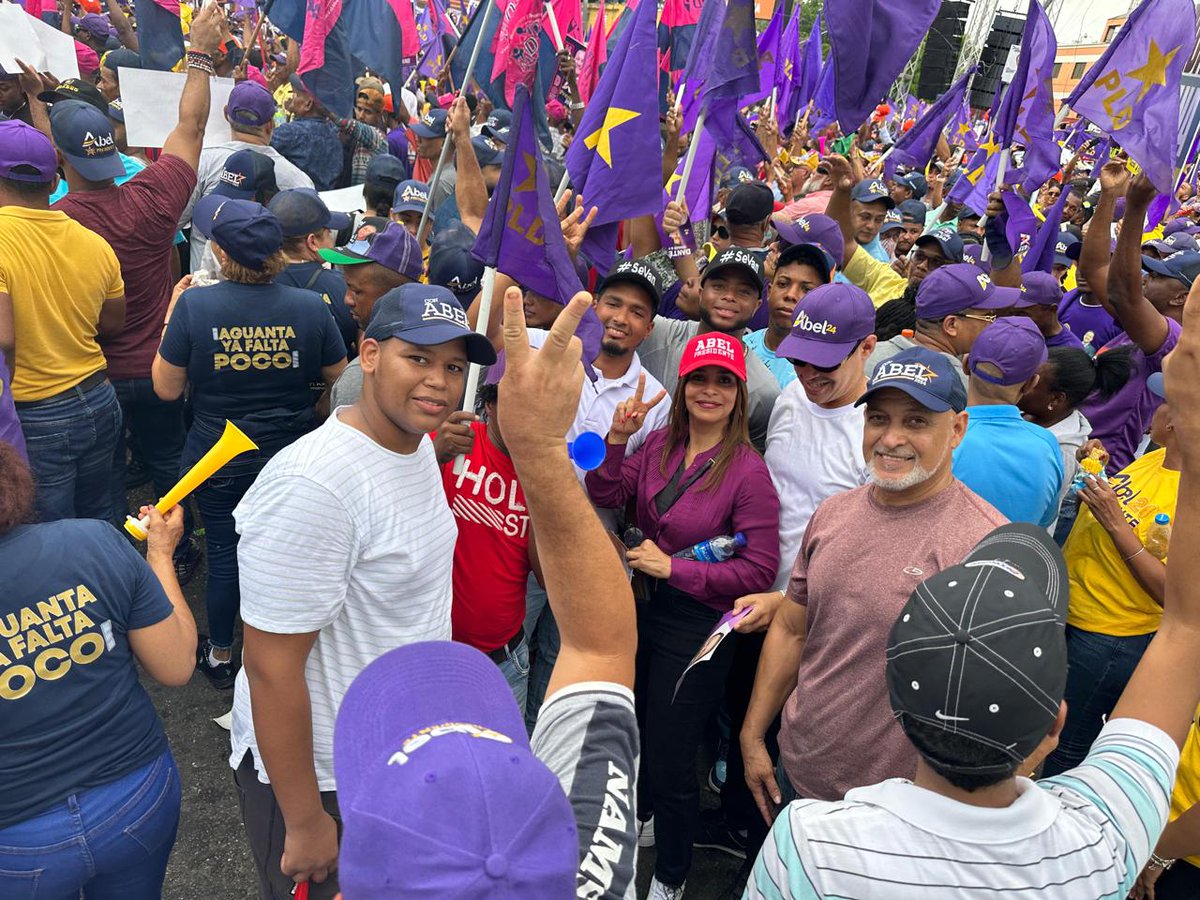 C2Dnpld's tweet photo. La #C2DnPLD #MarchaDeLaEsperanza por el regreso de la estabilidad y el progreso, hoy decimos #AguantaQueFaltaPoco para que #AbelPresidente #SoyPLD #PLD https://t.co/6zQwFYZhL0