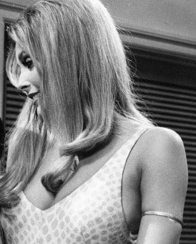 I have special feelings for her. What a wonderful person she was. Sharon Tate. https://t.co/Y6PjJKsCtf