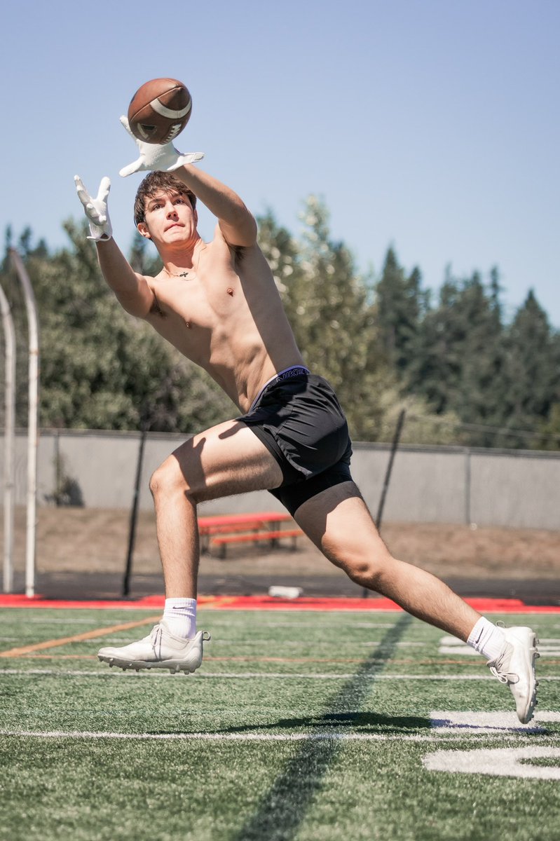 RCarterTV's tweet photo. Grateful for the partnership with @GripBoost gloves and apparel! Use code for 20% off on orders of $75 or more! @cheetah 
Code: CARTER6
📸: @graphicsbyws https://t.co/AX6iIdhUsV