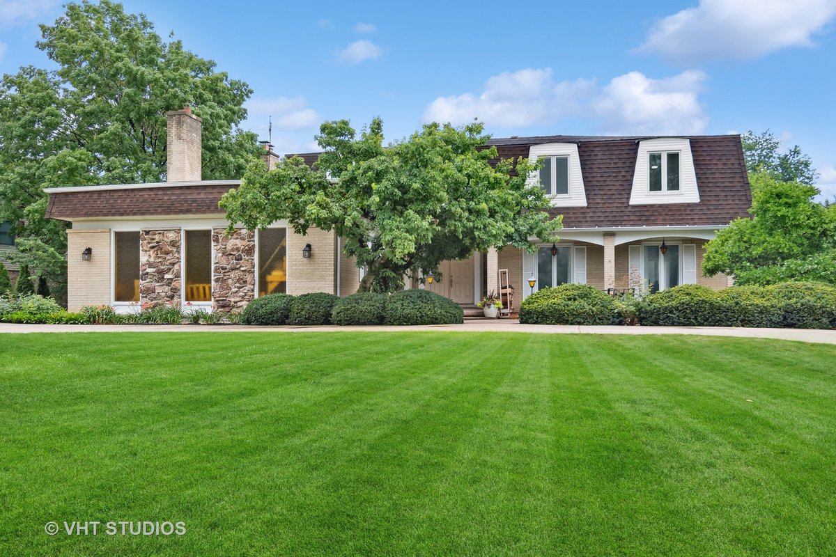 Julie Roback tweet media