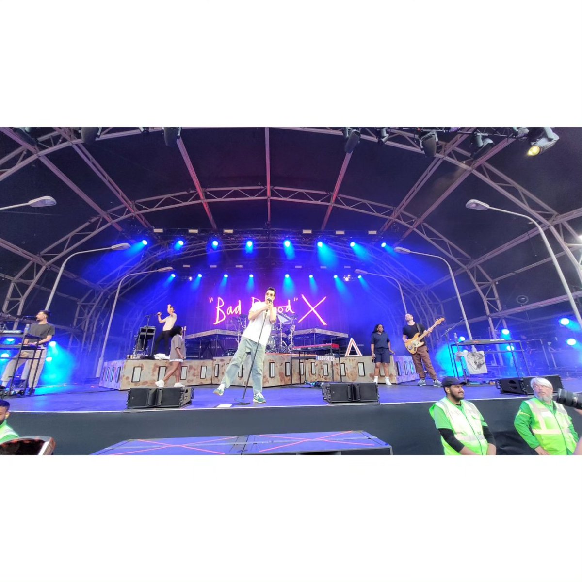 Juki_W's tweet photo. Bastille - Bad Blood X
Manchester Castlefield Bowl 7/07/2023
https://t.co/j0MZRa5iEl
#blog #blogger #liverpool #liverpoolblog #liverpoolblogger #bastille #bastilledan #badblood #badbloodx #allthisbadblood #badbloodxtour #tour #livemusic #music #gig #manchester #castlefieldbowl https://t.co/Noq3wCGYiw