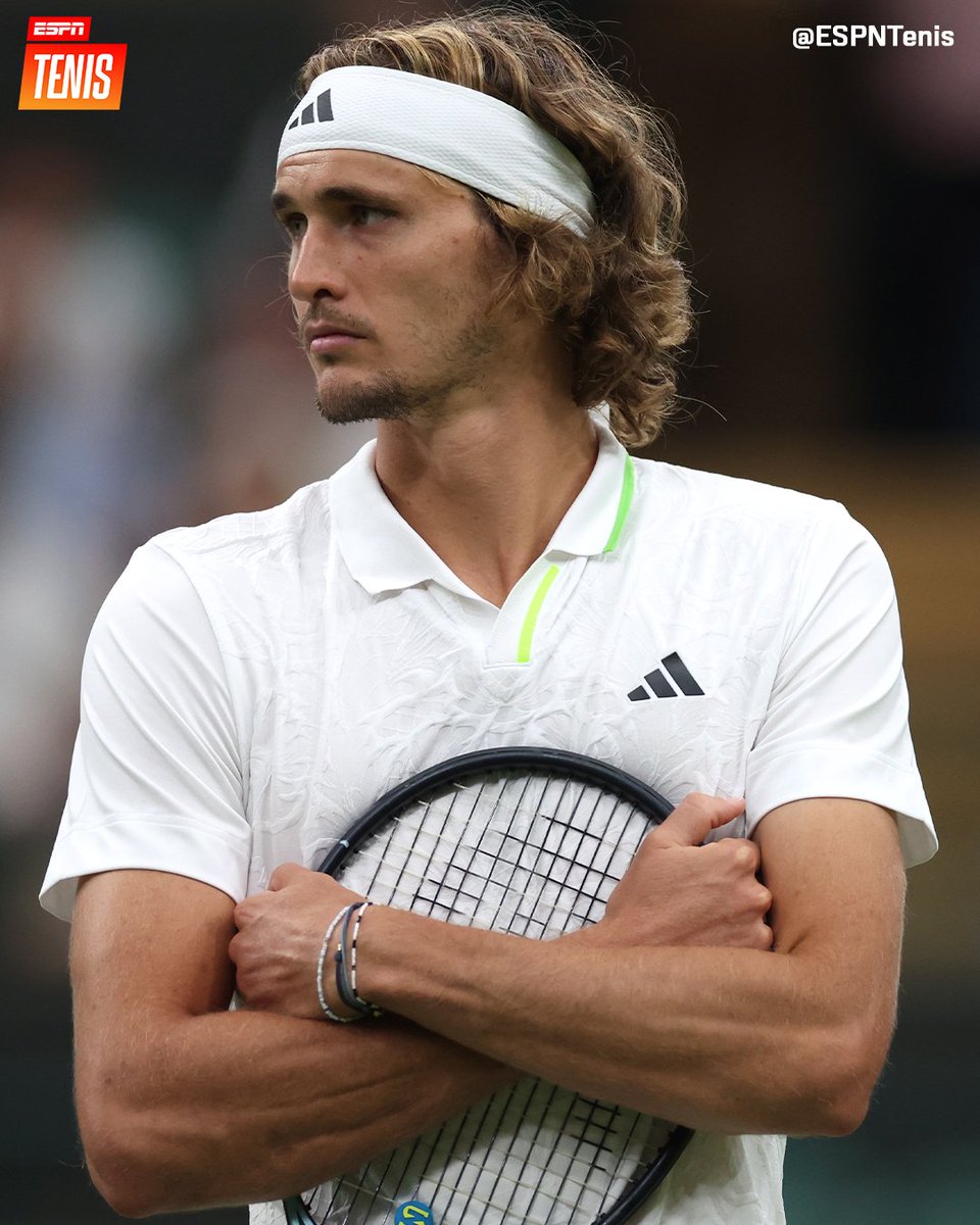 ESPNtenis's tweet photo. ¡OCTAVOS PARA MATTEO! 💥

El finalista de #Wimbledon 2021 se lució ante 🇩🇪 Zverev y lo eliminó del torneo con un buen 6-3, 7-6 (4) y 7-6 (5) en 2h27m. 👊

Tendremos 🇮🇹 Berrettini vs. 🇪🇸 Alcaraz en la próxima ronda. https://t.co/9MoCKwi8xS