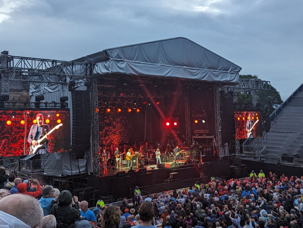 Won't get fooled again!
The place is bouncin'
<a href="/TheWho/">The Who</a>