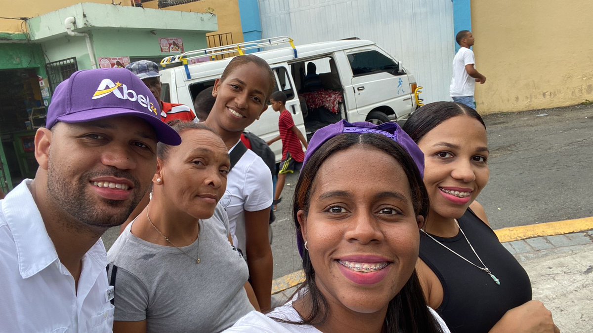 C2Dnpld's tweet photo. El presidente de la #C2DNPLD, @Elias_Cornelio y el regidor @euridiaz08 activos en la #MarchaDeLaEsperanza dos guerreros del @PLDenlinea que día a día trabajan sin descanso para que en febrero @DomingoCG1 sea Alcalde y en mayo @AbelMartinezD sea presidente. #AbelPresidente https://t.co/hpEJpv6Uz2