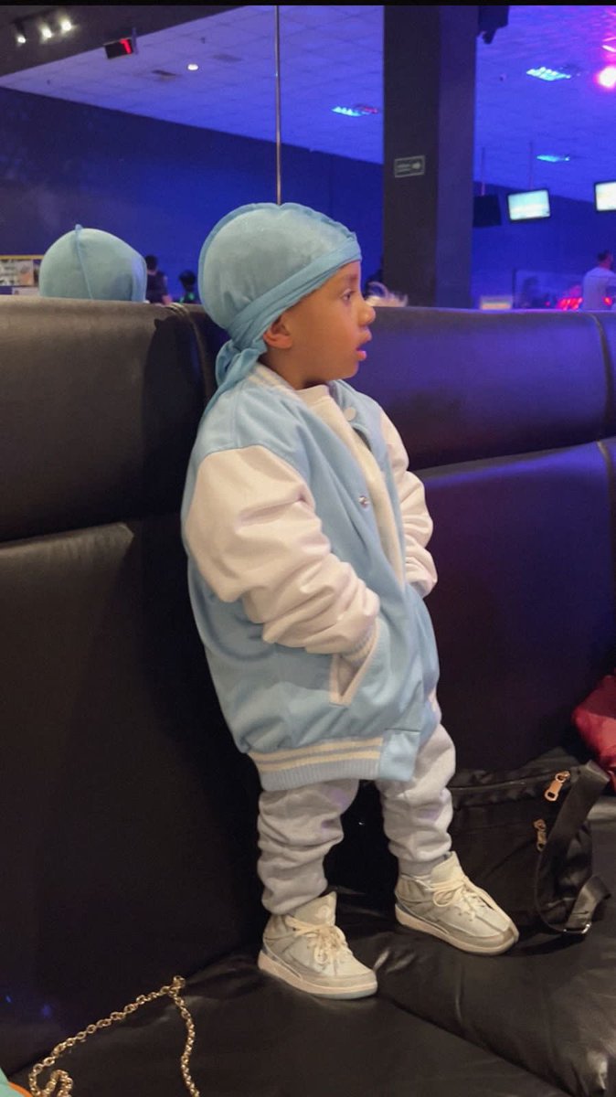 Baby isaac de gang 💙