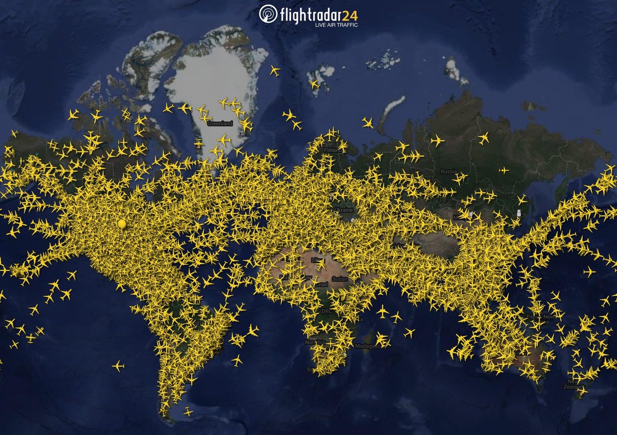 AndreasSteno's tweet image. The busiest day ever for commercial aviation yesterday 

Almost 135k flights

Guess the tourism Industry is not in recession yet 😅