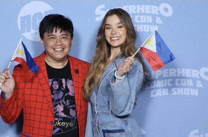 rkung03's tweet photo. #PMXSuperhero #HaileeSteinfeld #mostgirls #Philippines https://t.co/cPNXzdc4Sg