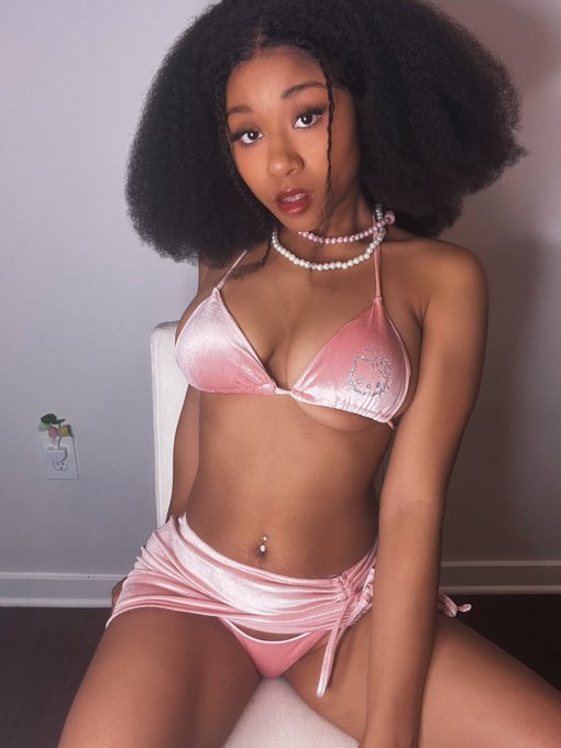 all natural 💞💞✨  my free fansly link below ૮ ˶ᵔ ᵕ ᵔ˶ ა https://t.co/gKpH9mtUZo