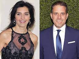 Mina36315513's tweet photo. @Roshan_Rinaldi @Wiseronenow This is real. Not Photoshop👇
📢Learn not to have anything to do with families
Because 👉Bill Clinton was a Democrat with married women
Joe Biden👉 was sued by Democratic wives
Nude photos of Kennedy's wife and...
Democrat 👉Hunter Biden slept with his brother's wife https://t.co/nvx6EVmTdM