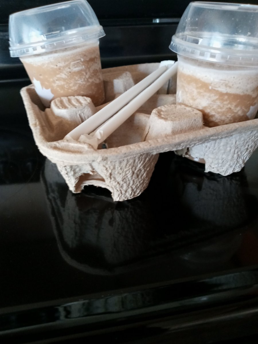 lane2u's tweet photo. @TimHortons This is how the ice capps have been filled the last 2 days! They said they were instructed to stop filling them up. Might as well raise the price and fill them, as this seems disingenuous! #notcool #Tims #icecapp https://t.co/T2wHMcfwP8