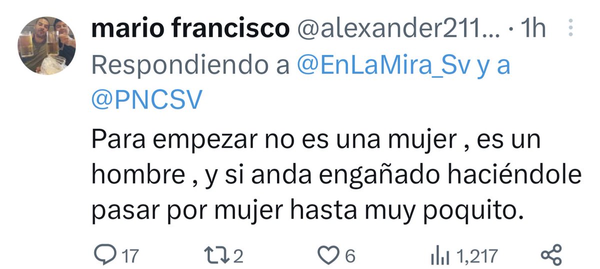 silvanaferrer95's tweet photo. En el video donde agreden a la chica trans estos son los comentarios que se leen.

Esto es lo verdaderamente podrido de la sociedad, este en odio con el que viven hacia los demás, un asco de país. https://t.co/O9wPSzi8ic